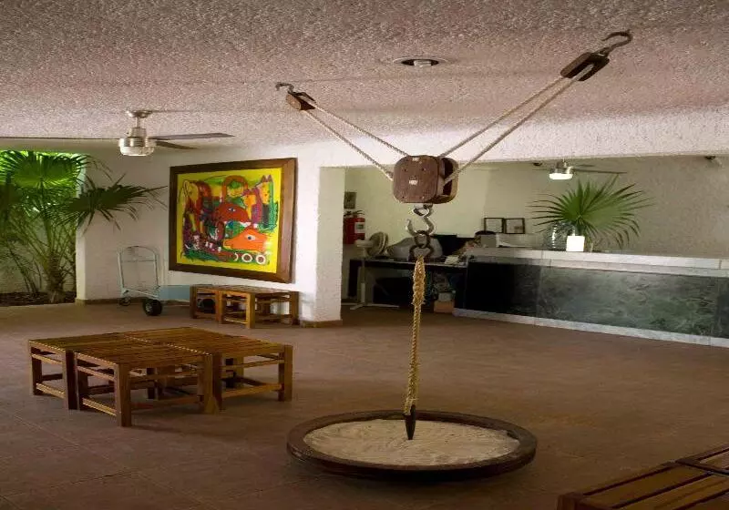 Sotavento Hotel & Yacht Club