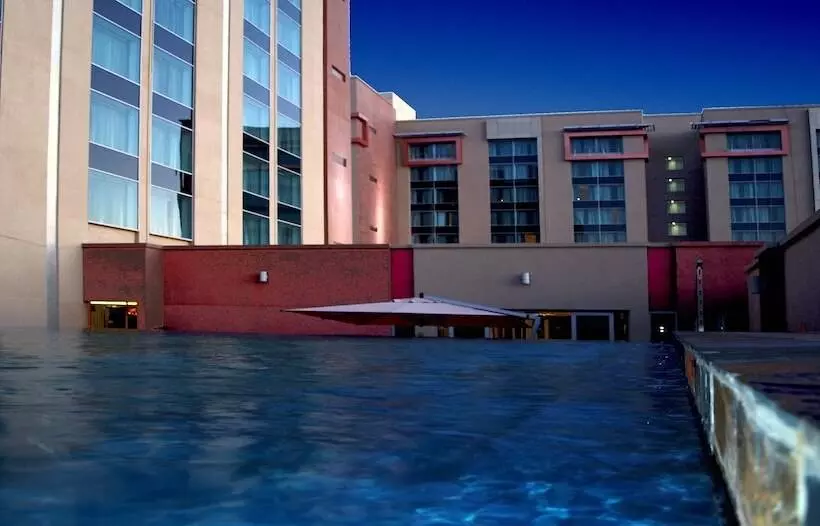 ホテル Southern Sun Rosebank, Johannesburg