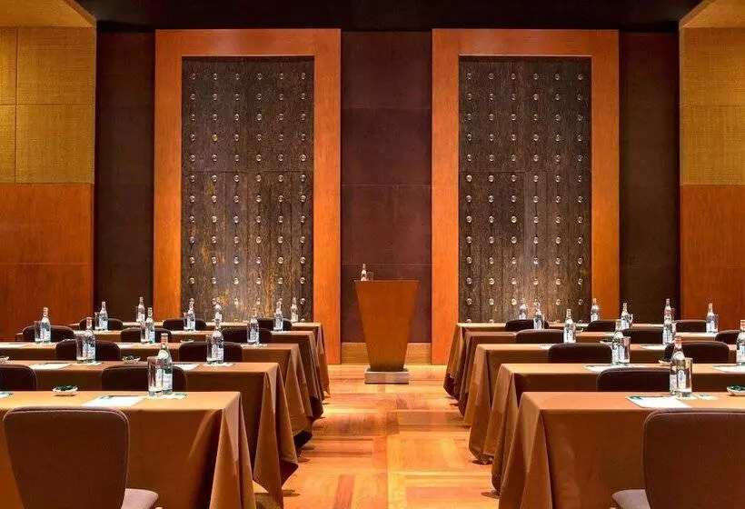 هتل Tambo Del Inka, A Luxury Collection Resort & Spa, Valle Sagrado