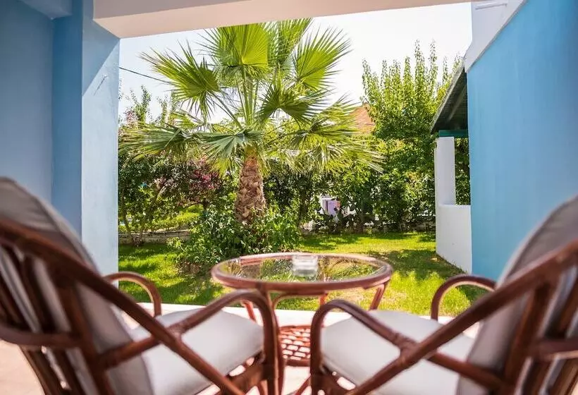 호텔 Three Stars Beach