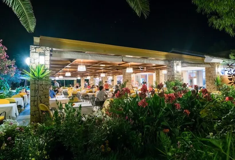 호텔 Three Stars Beach