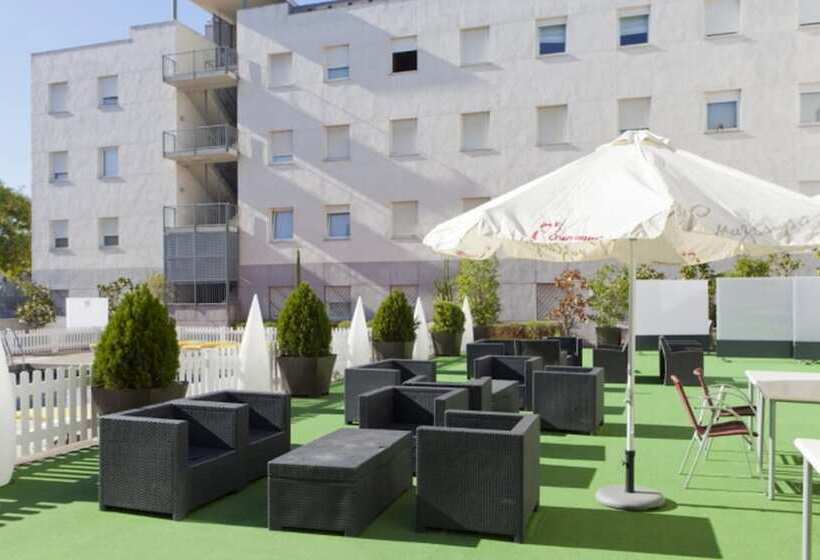 호텔 Vertice Sevilla Aljarafe