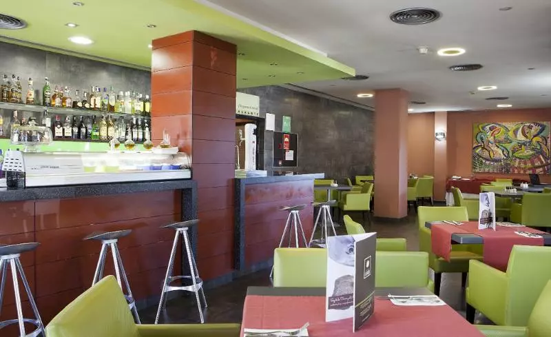 酒店 Vertice Sevilla Aljarafe