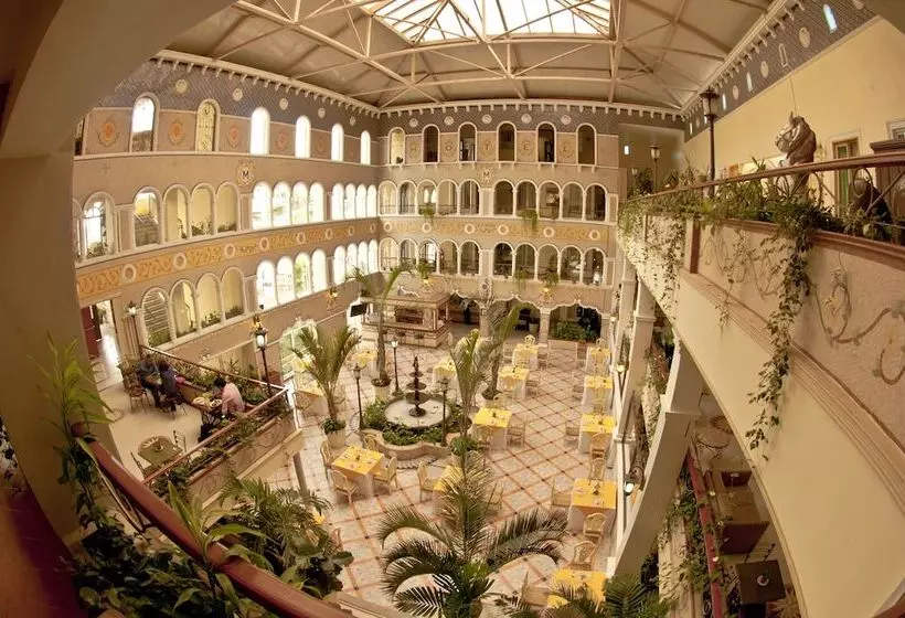 هتل Villa Las Margaritas Caxa