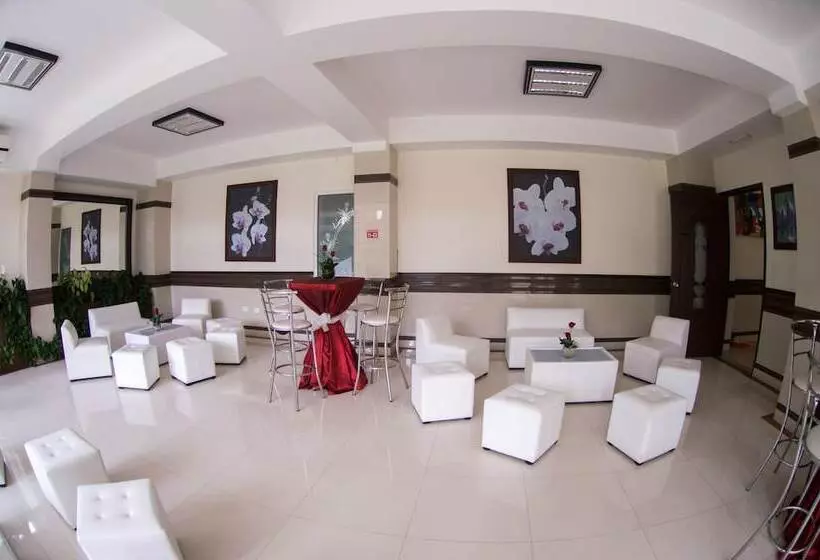 هتل Villa Las Margaritas Caxa