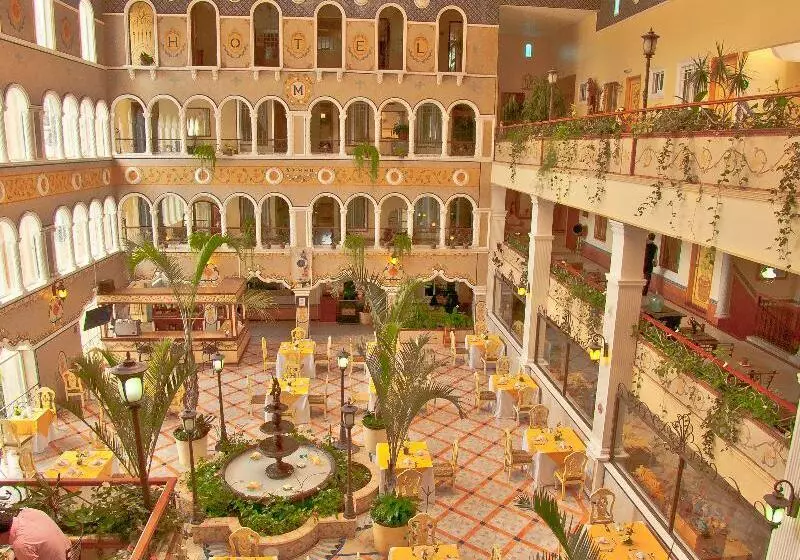 هتل Villa Las Margaritas Caxa