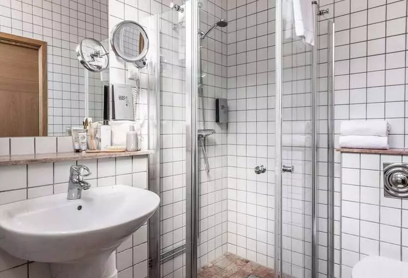 The More Hotel Mazetti