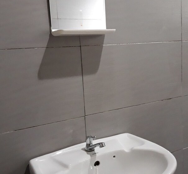 Farm Guest House   Hostel