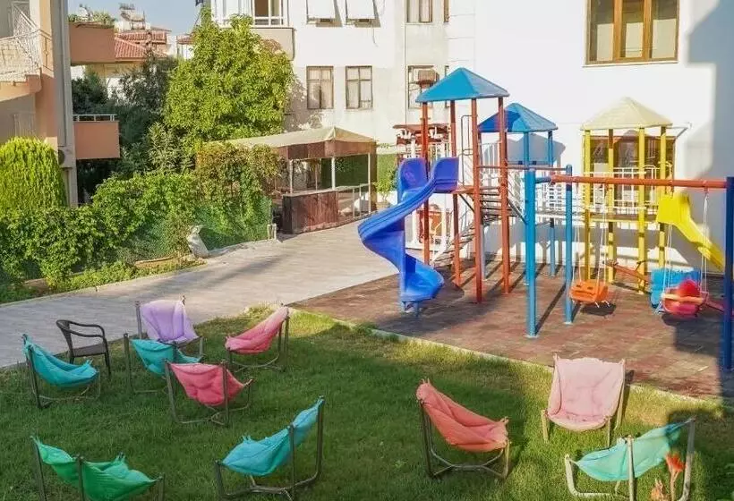 Otel Akdora Resort & Spa