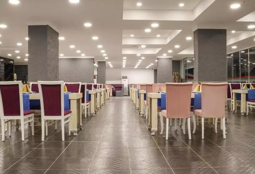 Otel Akdora Resort & Spa