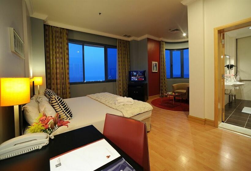 酒店 Corniche & Suites