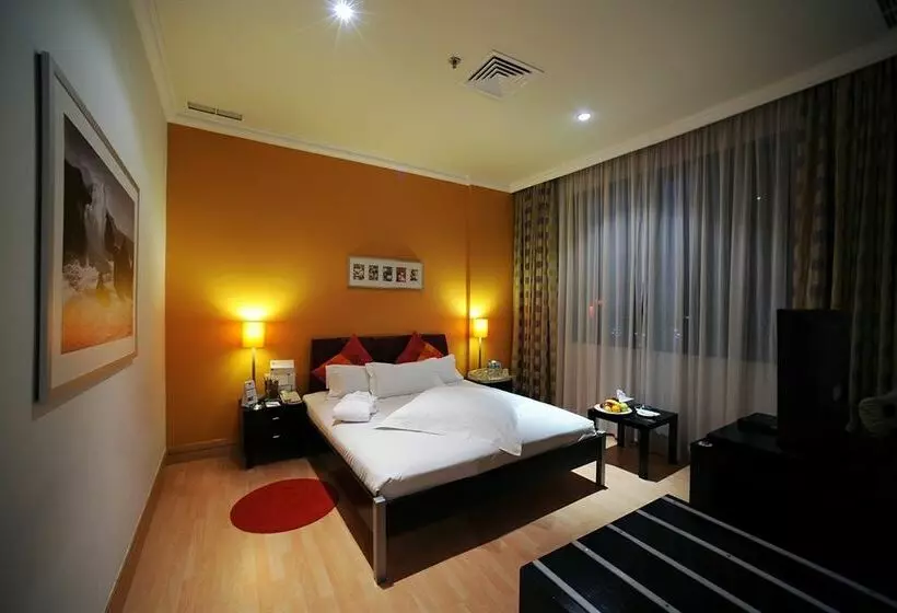 酒店 Corniche & Suites