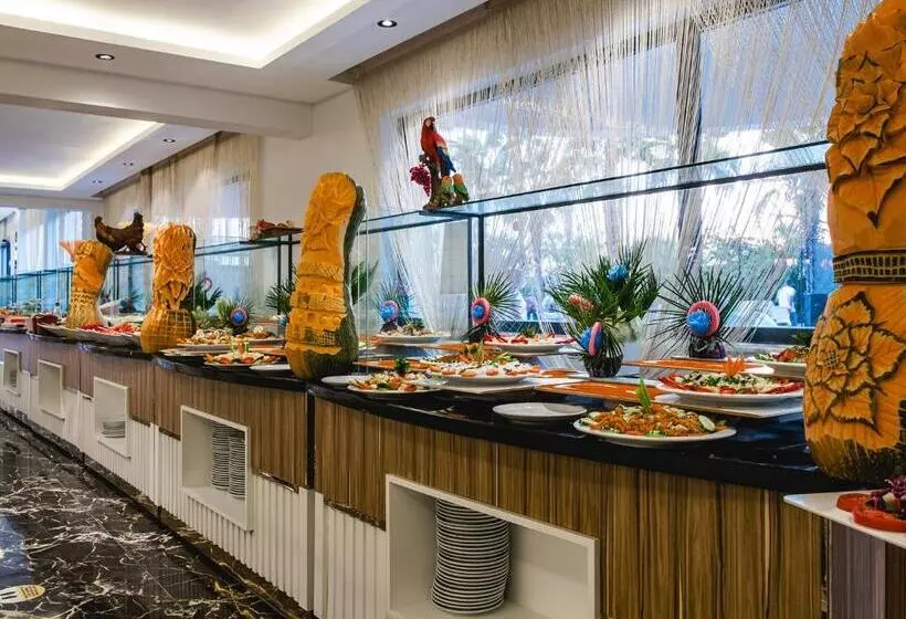 ホテル Grand Uysal Beach & Spa