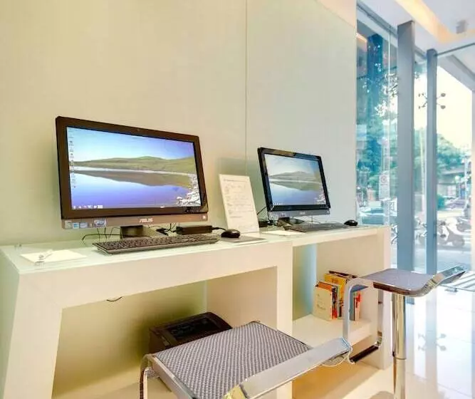 Ambience Hotel Taipei