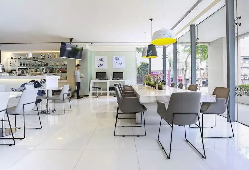 Ambience Hotel Taipei