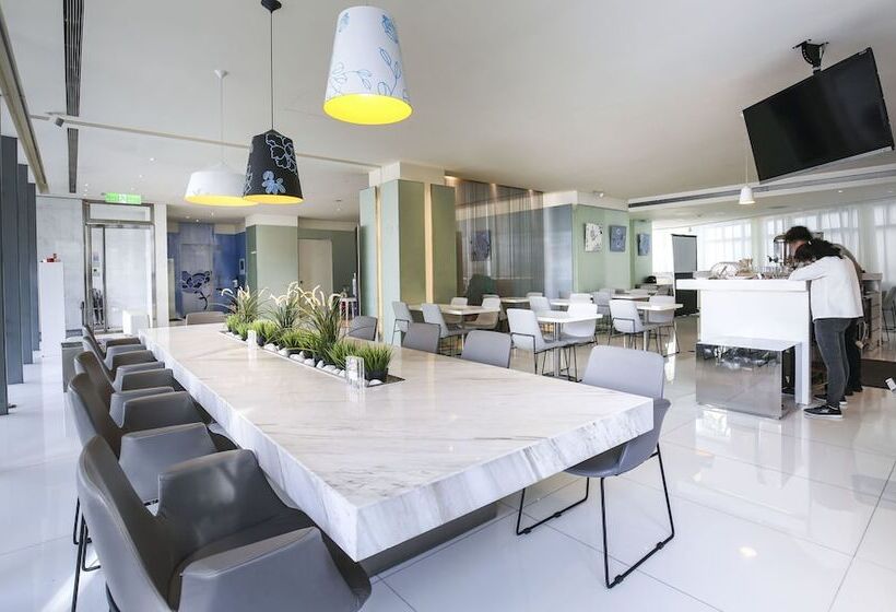 Ambience Hotel Taipei