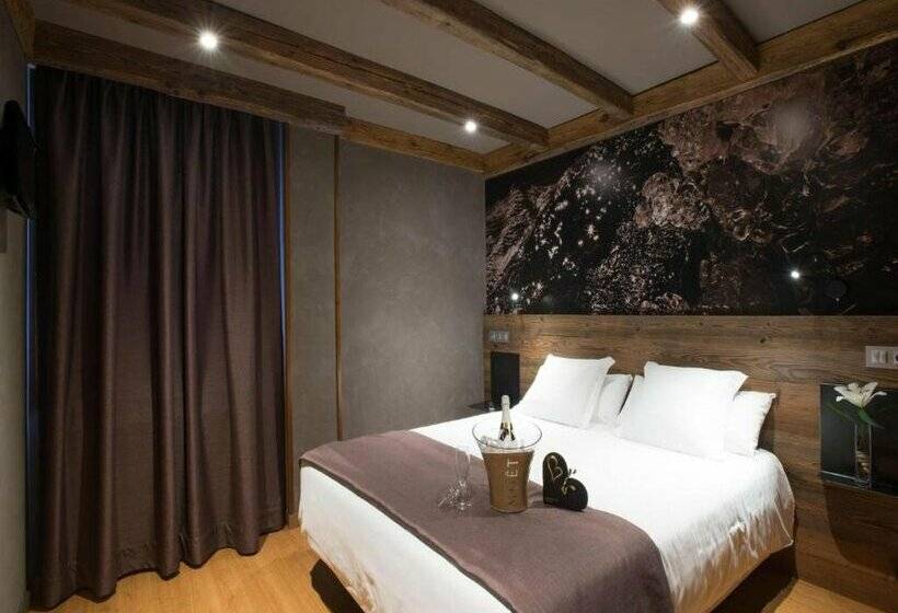 هتل Anyospark Mountain & Wellness Resort