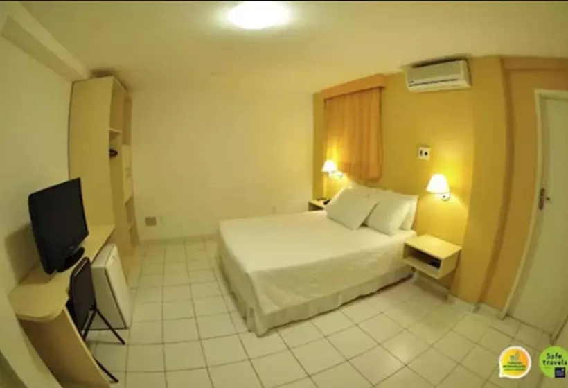 בית מלון כפרי El Aram Beach Express   Antigo Aram Ouro Branco