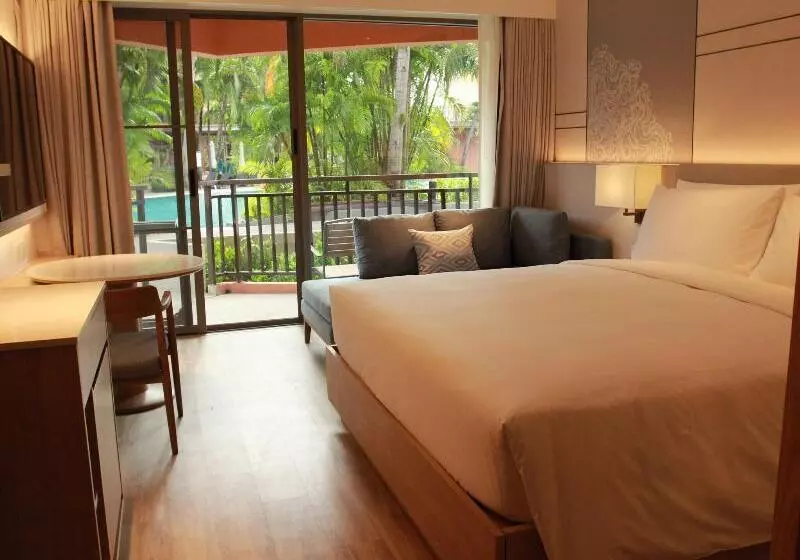 Hotel Courtyard By Marriott Phuket, Patong Beach Resort