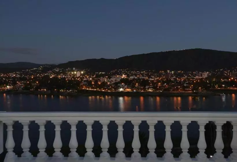 فندق Hipocampus Resort & Spa