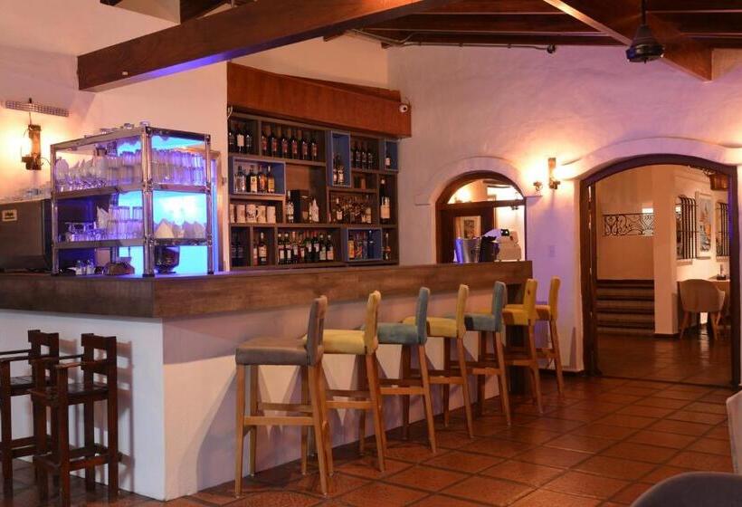 Отель Hipocampus Resort & Spa