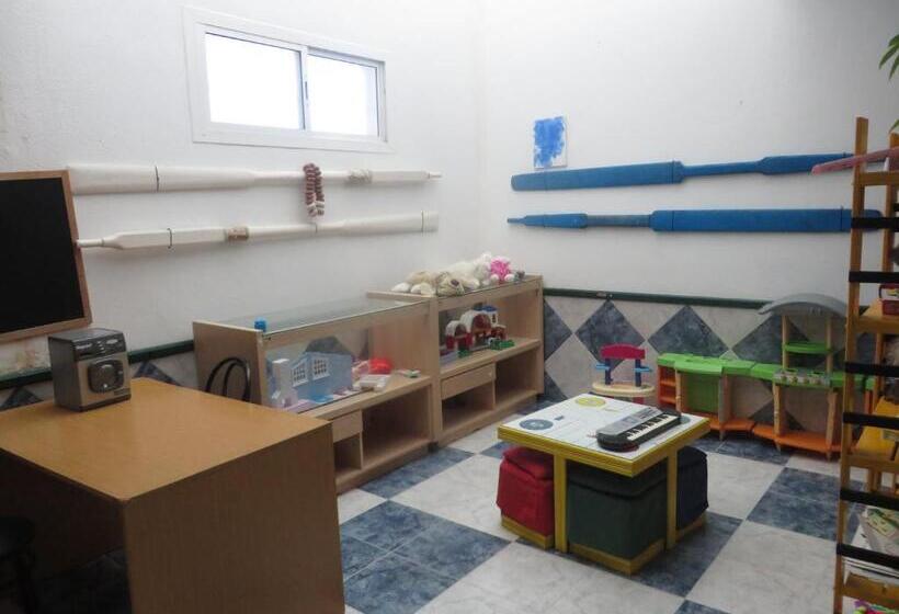 ホテル Hostal Puerto Genovés