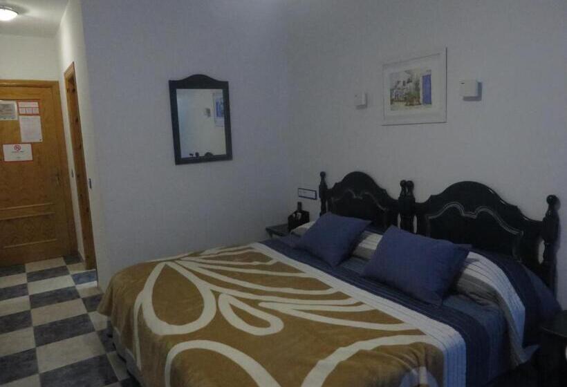 ホテル Hostal Puerto Genovés