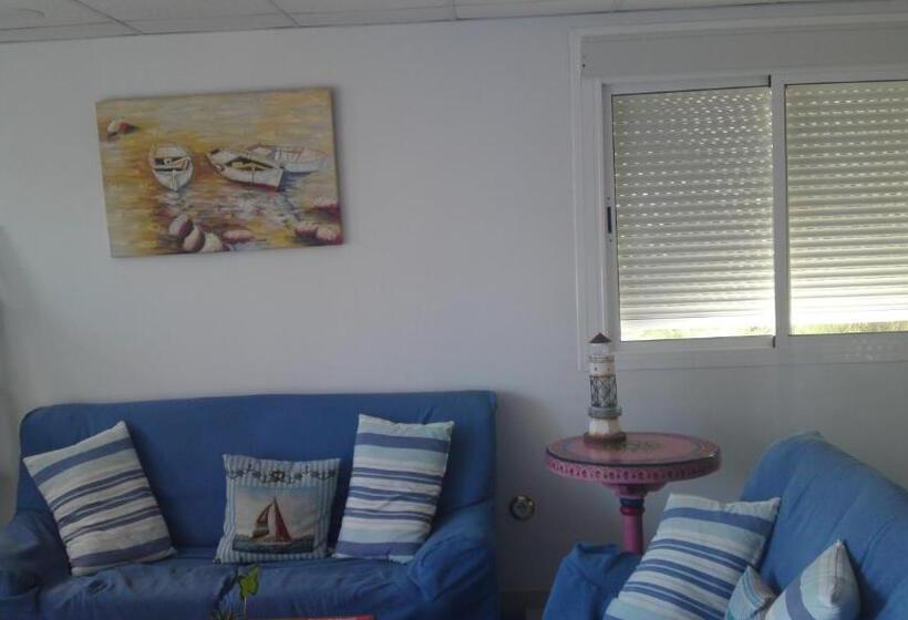 ホテル Hostal Puerto Genovés