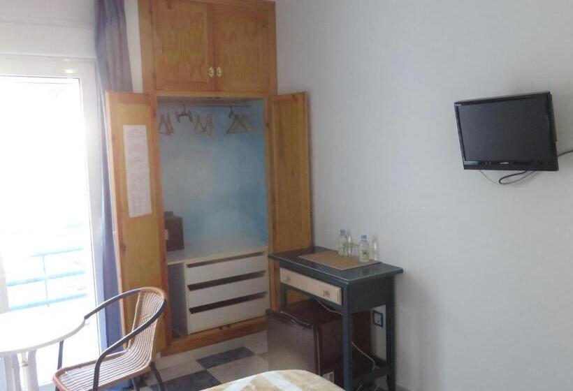 ホテル Hostal Puerto Genovés