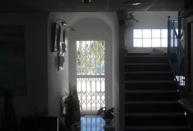 Hotel Hostal Puerto Genovés