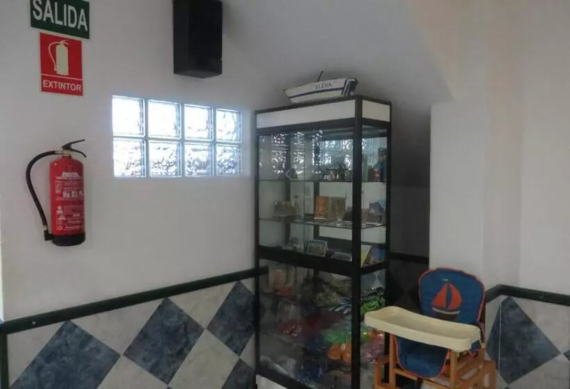 Hotel Hostal Puerto Genovés