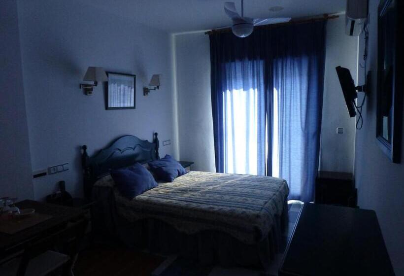 ホテル Hostal Puerto Genovés