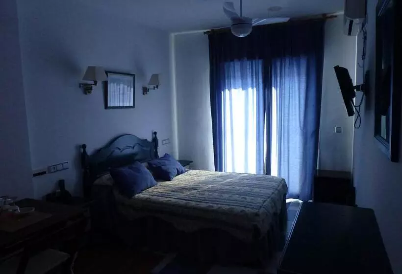 Hotel Hostal Puerto Genovés