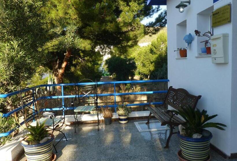 ホテル Hostal Puerto Genovés