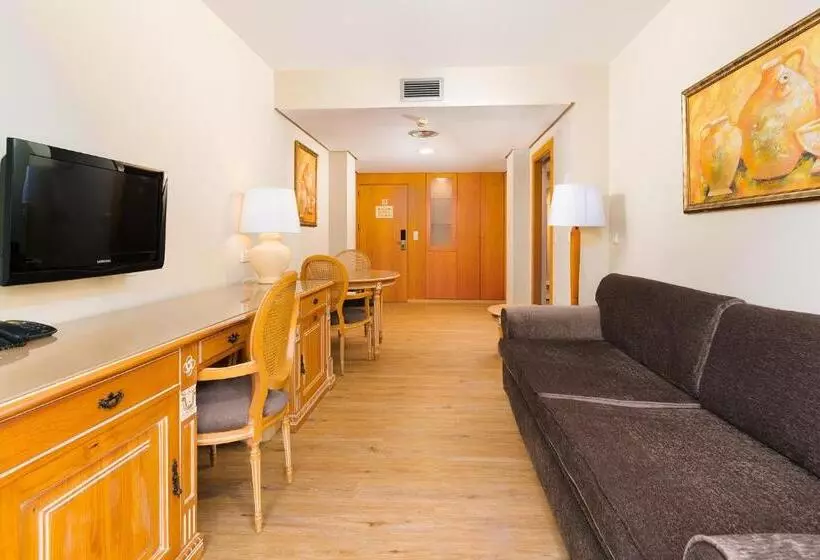 فندق Peñiscola Plaza Suites