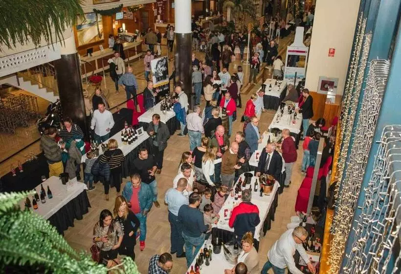 فندق Peñiscola Plaza Suites