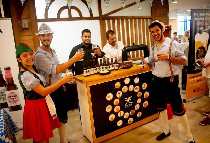 هتل Peñiscola Plaza Suites