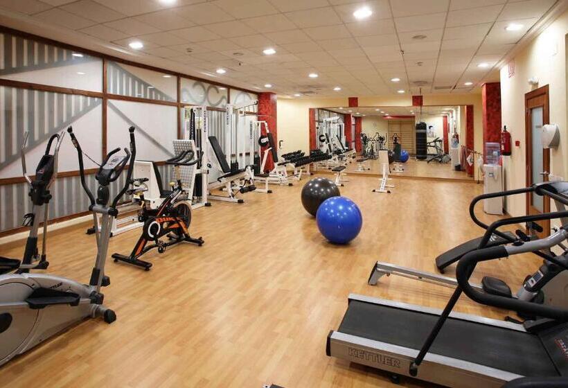 هتل Peñiscola Plaza Suites