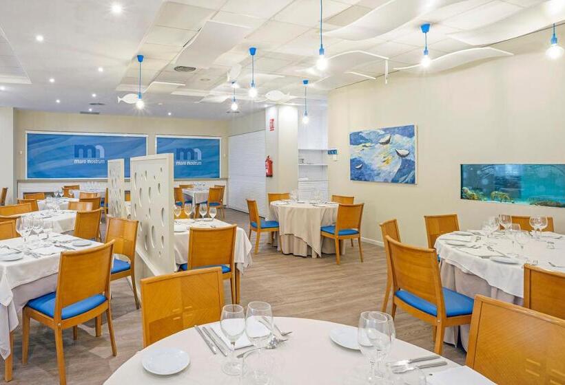 هتل Peñiscola Plaza Suites