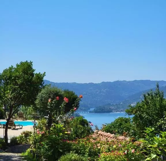 هتل Quinta De Gestacos