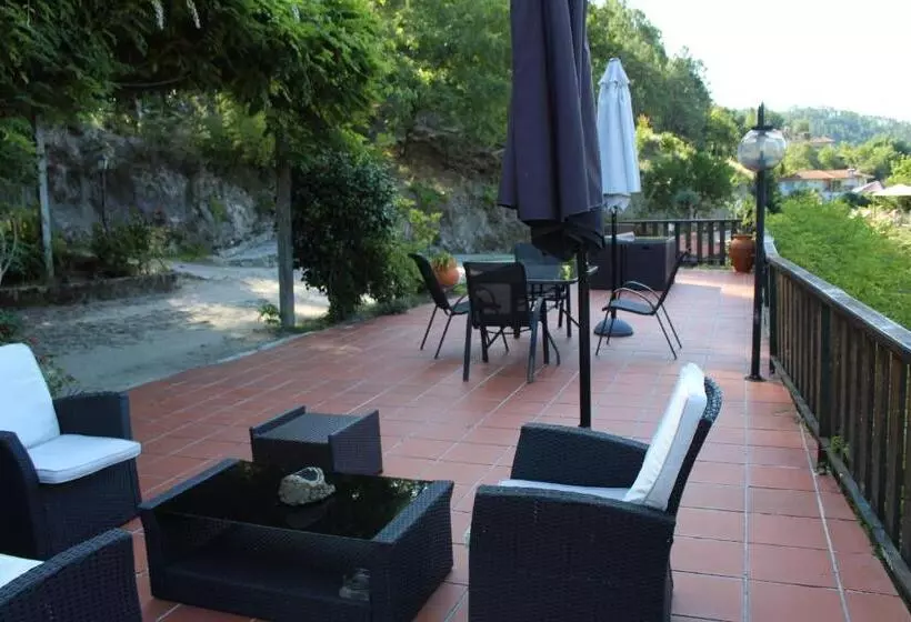 هتل Quinta De Gestacos