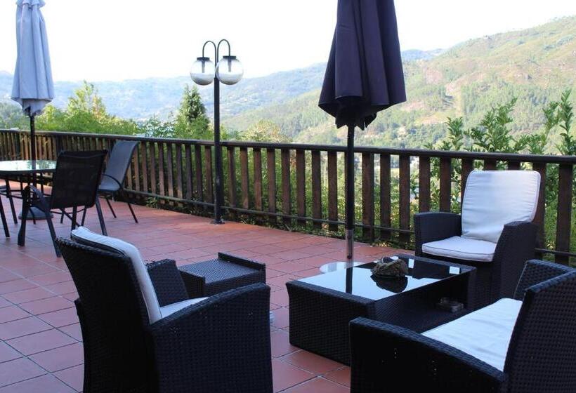 هتل Quinta De Gestacos