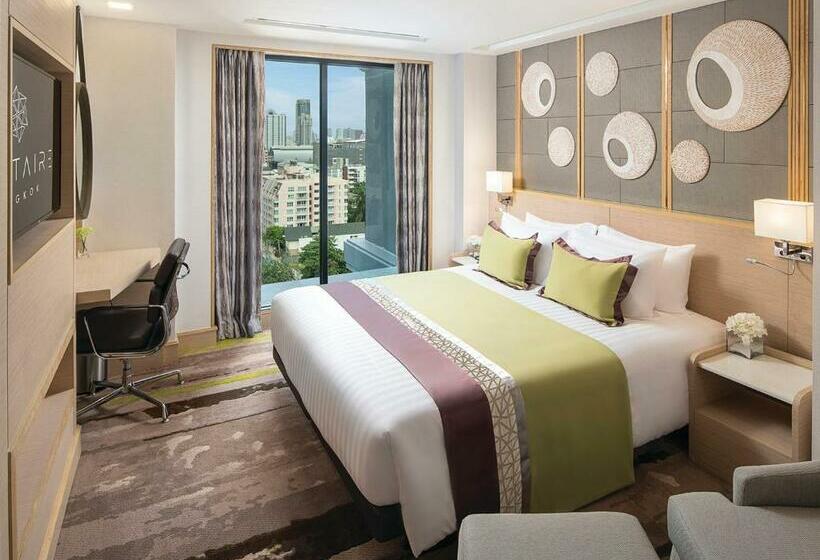 هتل Solitaire Bangkok Sukhumvit 11