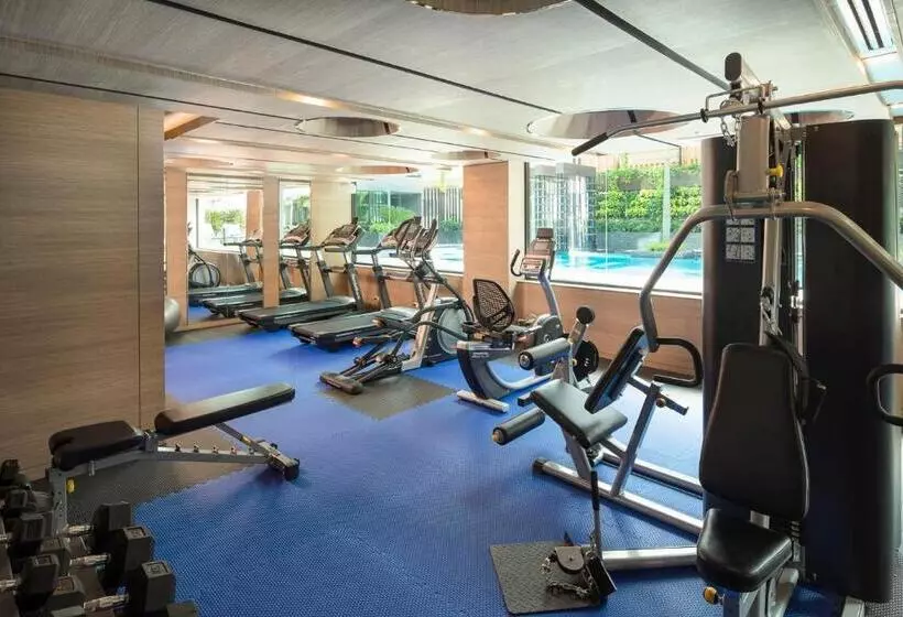 Hotel Solitaire Bangkok Sukhumvit 11