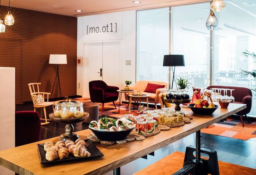 Hotelli Vienna House Easy By Wyndham Stuttgart