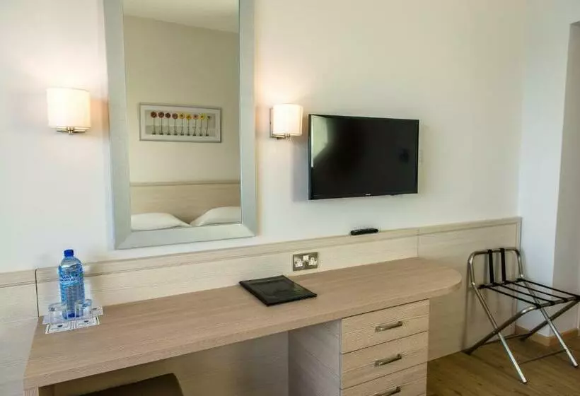 Отель Cynthiana Beach