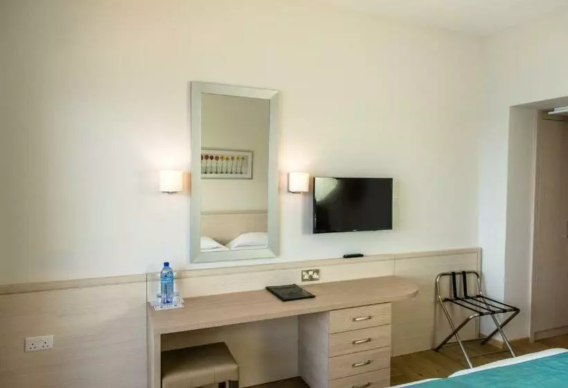 Отель Cynthiana Beach