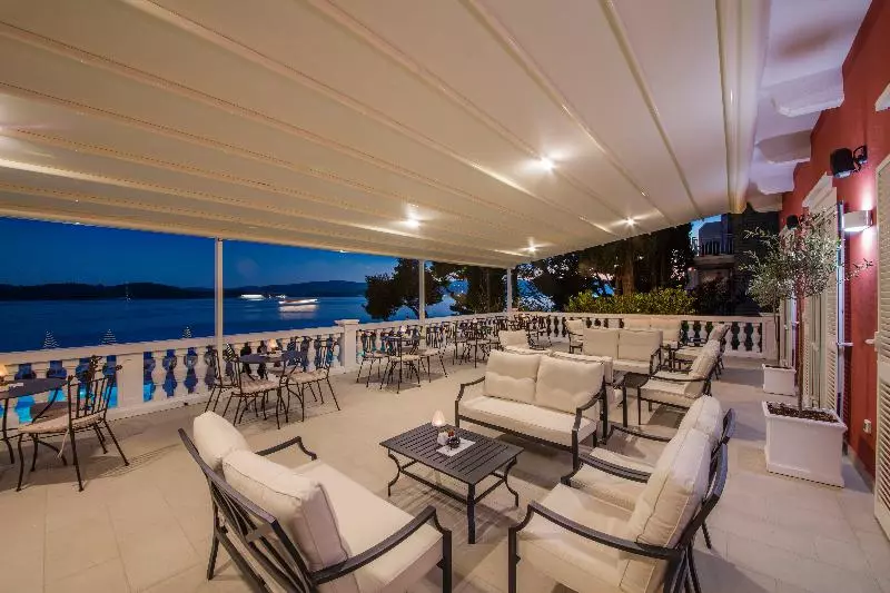 فندق Aminess Casa Bellevue