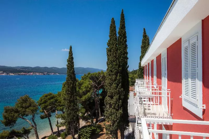 فندق Aminess Casa Bellevue