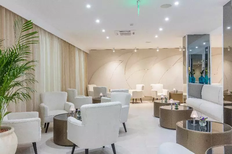 فندق Aminess Casa Bellevue